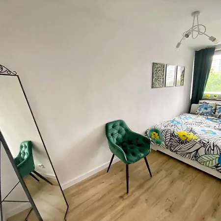 House Apartment *